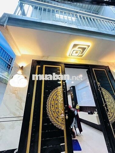 Nguyễn Tri Phương Q10 -Hẻm thông -3 tầng -chỉ nhỉnh 5 tỷ