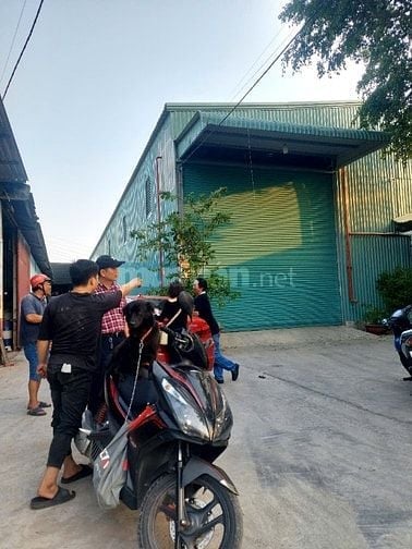 Xưởng 1200m2 cho thuê tại đường hà huy giáp phường thạnh xuân quận 12