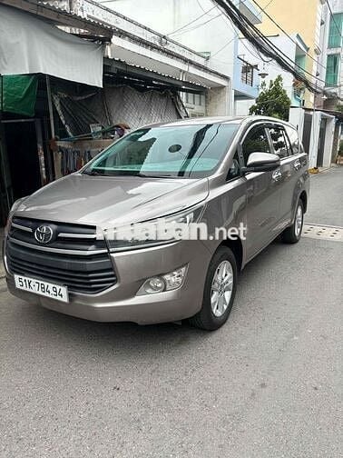 Toyota Innova 2019 2.0E - 109000 km