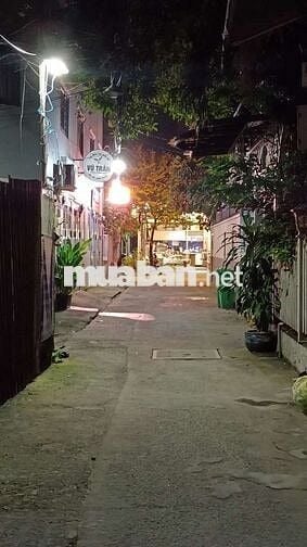 Đất hiếm. 50m2. Hẻm xe hơi. Ngay Lotte Nguyễn Văn Lượng