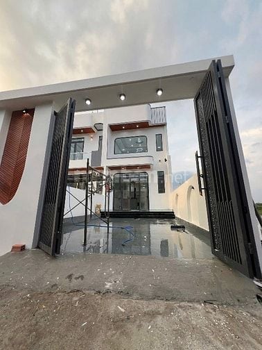 DUY NHẤT CĂN 1T/1L GIÁ 2,65 TỶ, NGAY CHƠ BUÔN BÁN KINH DOANH