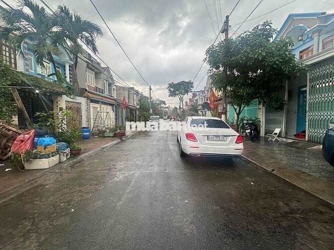 ĐÔNG HÒA – DĨ AN DT 5*20 KHU DC ĐỒNG CHÀM 4.8TỶ