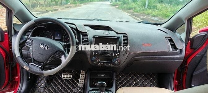 Kia Cerato 2018 2.0 AT Premium - 76361 km