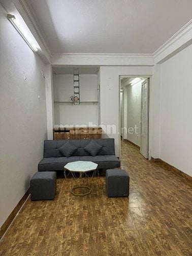 Căn hộ khép kín cả tầng 3 55m2 làng Ngọc Hà