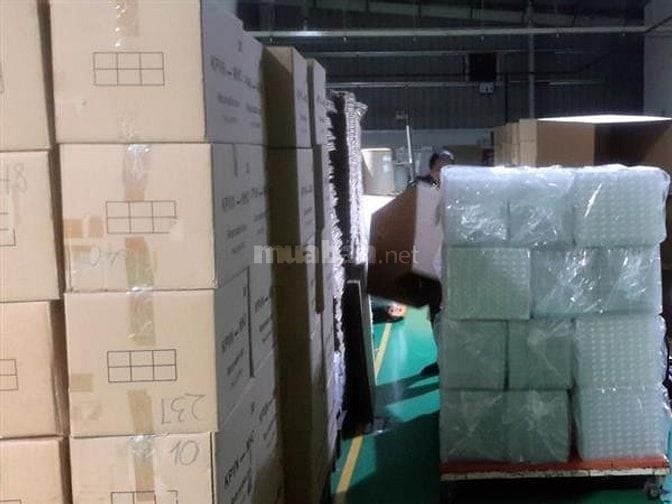 CẦN TUYỂN GẤP LAO ĐỘNG PHỔ THÔNG KHO ĐÓNG GÓI DÁN TEM TUYỂN TRỰC TIẾP 