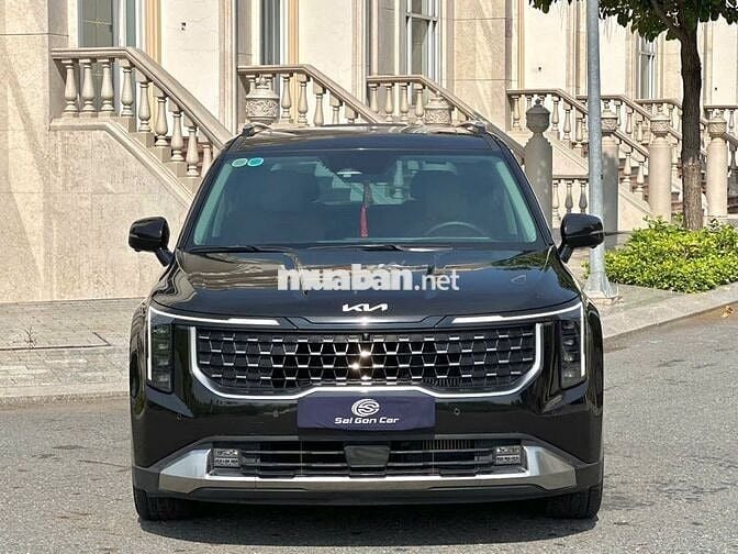 Kia Carnival 2024 2.2D Signature 7 ghế - 20.000km