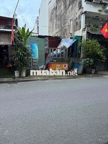 bán lô đất gần trung cư dt rộng