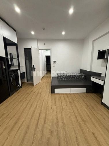 Bán nhanh nhà Đê La Thành, giá 13.9 tỷ, 58m2x6T, thang máy, KD được 