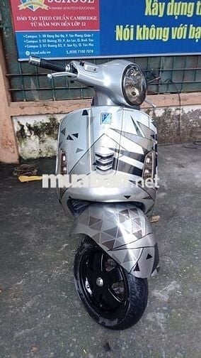 VESPA GTS 125 4V nhập Ý
