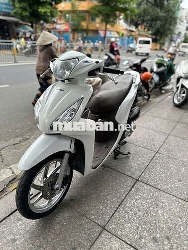 Honda vision 2017 mới 90% Bstp chính chủ