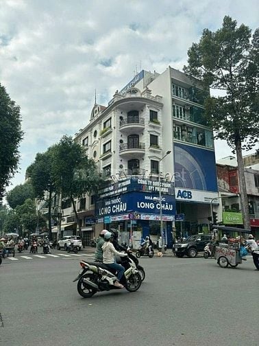 Bán gấp nhà MT Trần Hưng Đạo đoạn 2 chiều P5 Q5 DT 4 x 22m  giá 29 tỷ