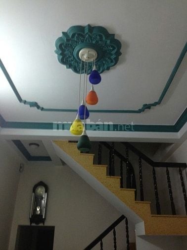 NHÀ ĐẸP GẦN CÔNG VIÊN LÀNG HOA - HẺM XE HƠI THÔNG