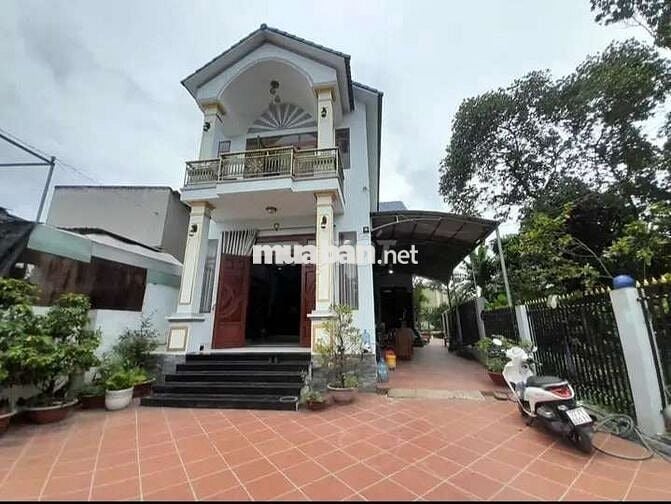 Ngộp bank 4 tỷ 5 – Giảm 1 tỷ 5, Biệt thự mái Thái 567m² giá chỉ 6 tỷ.