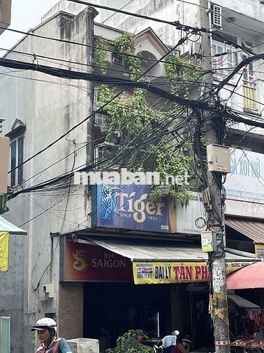 Nhà mặt tiền cạnh hẻm, sát bên trường cấp 1-3-2, siêu thị, chợ, bvq6