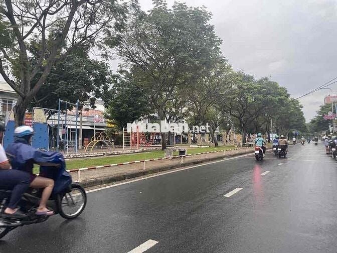 Nhà đẹp sát mặt tiền Kênh Nước Đen, giáp Tân Phú, 61m2, Chỉ 4 tỷ tl