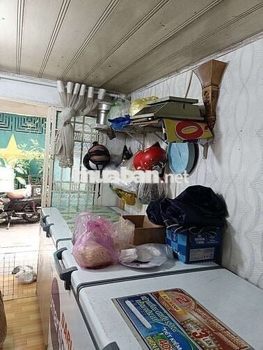 Cho thuê nhà nguyên căn đường Hoàng Văn thụ P 4 Tân Bình 27M Giá 6tr