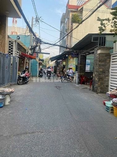 Nhà 3 tầng hẻm xe hơi 803 HTP Quận 7. 7*19, hơn 9 tỷ.