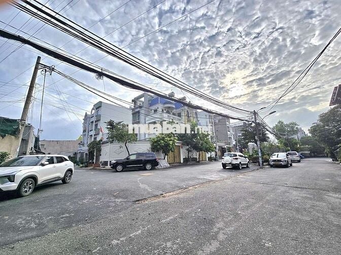 Bán Lô Dất Ngay ĐH Nông Lâm BV. Đa Khoa L.Trung T.Đức DT 113m (5×22.5)