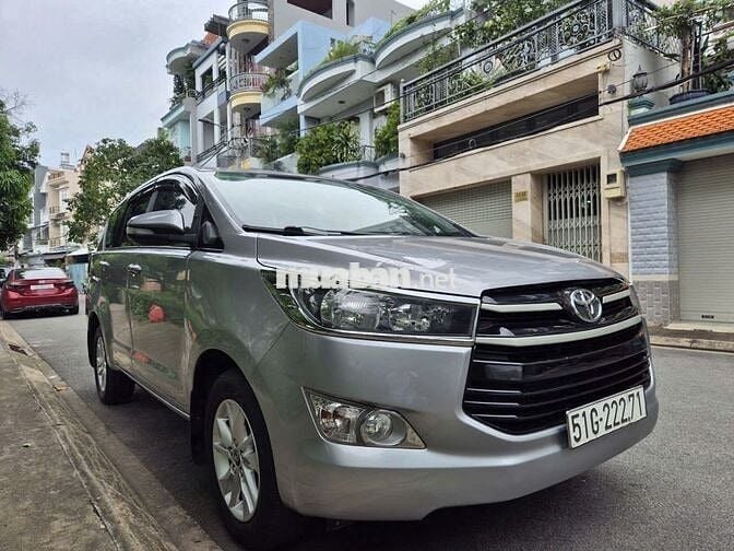 Innova 2016MT (mẩu mới) gia đình sử dụng mới 95%.