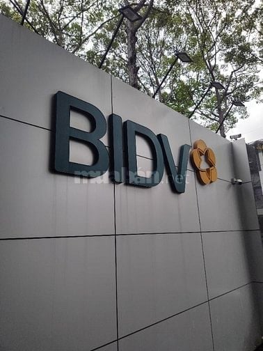 Tuyển bảo vệ làm ngân hàng BIDV