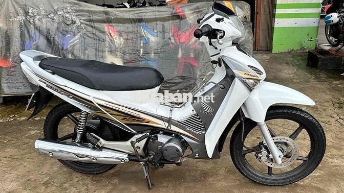 Future neo gt 2007 áo fi 2009 trắng ( hỗ trợ góp )