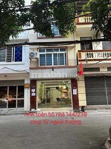 Cho thuê tầng 1 và tầng 4 nhà 144/23B Quan Nhân,Thanh Xuân,ô tô đỗ cửa