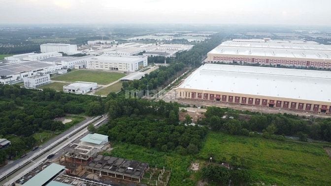Hơn 1700m2 có thổ cư. Ngay KCN Phước Đông. 4,56 tỷ 