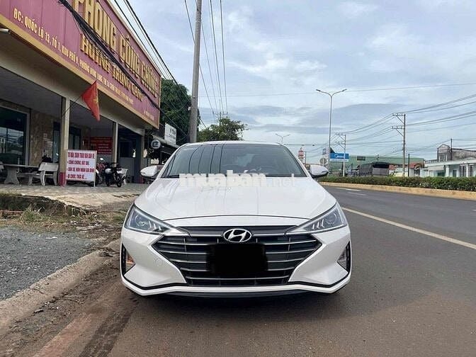 Hyundai Elantra 2020 1.6 AT - 20000 km