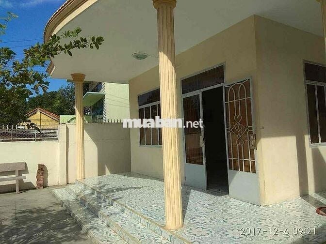 Bán nhà mặt tiền đường Cao Hành Phan Thiết