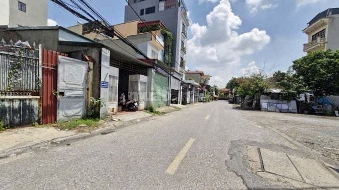 Bán Đất Mặt Phố Tư Đình Long Biên, 130m² MT 8m, Kinh Doanh, Hơn 30 Tỷ