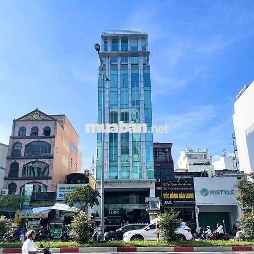 Văn Phòng Cho Thuê Mặt Tiền Đường Cộng Hoà, Kế Bên Lotte