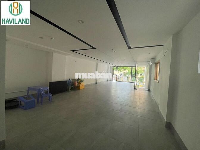 VĂN PHÒNG NGAY TRUNG TÂM THANH PHỐ GẦN CẦU SÔNG HÀN