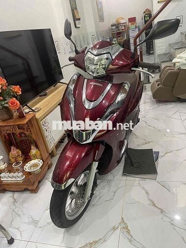 Cần bán xe lead đời 2022 phiên bản cao cấp