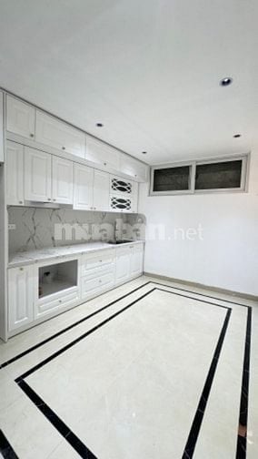 ✈️✈️Kim Giang-Liền kề Hải Ngân- Nhỉnh 7 tỷ có ngay nhà đẹp 5 tầng.Lh: 