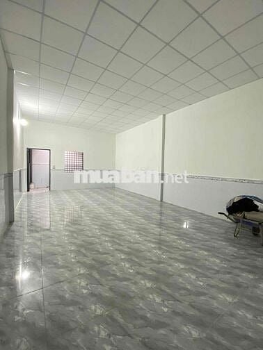 Cho thuê nhà 5x18m gần cây xăng 61 đường Phan Văn Hớn