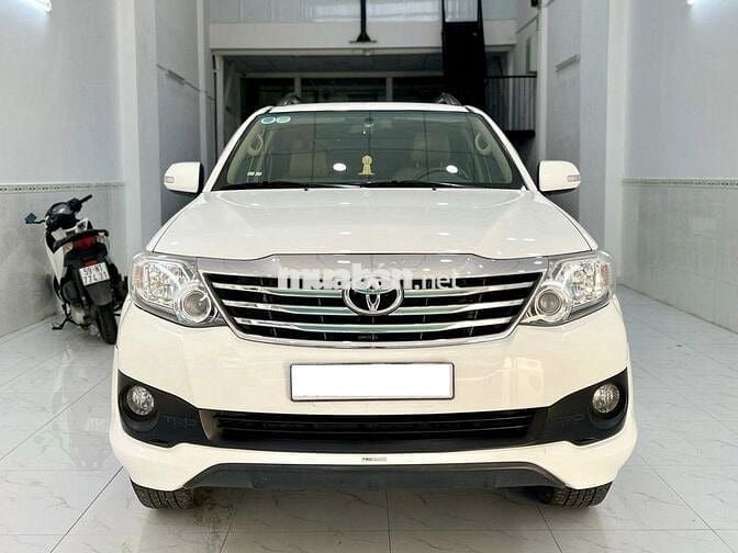 Toyota Fortuner model 2015 TRD Sportivo Trắng