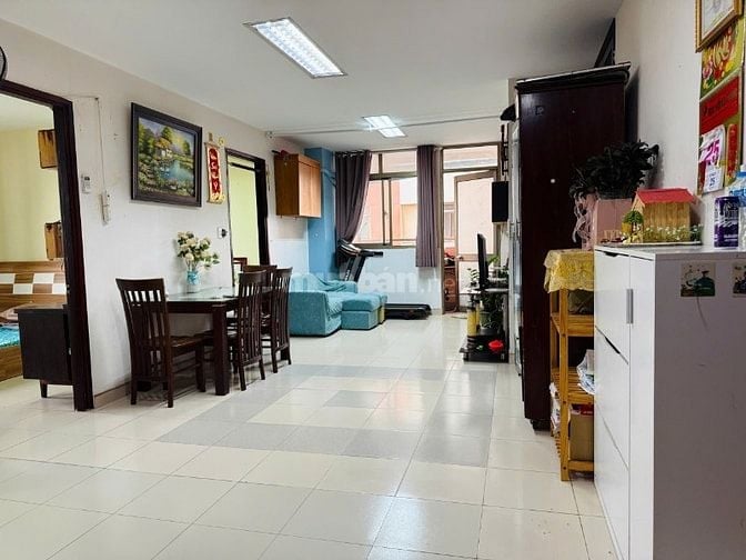 Căn hộ  rộng 99m2, 2p ngủ,Nội thất, Võ thị Sáu, Q3 giá 11,5tr/th