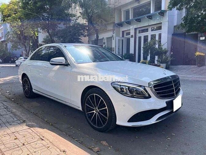 Toyota Hà Đông bán Mercedes C300 AMG 2019 - 3,5vkm