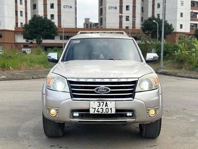 Ford Everest 2009 Số tự động