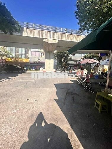 Bán nhà trung tâm Cầu Giấy – diện tích 60m² – 6 tầng — 20m ra Phố Lớn