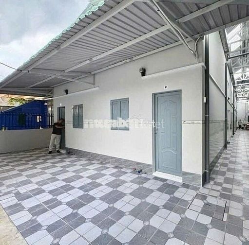 Bán dãy trọ 235m2 ngay KCN Thành Thành Công 6 phòng 890 triệu TL