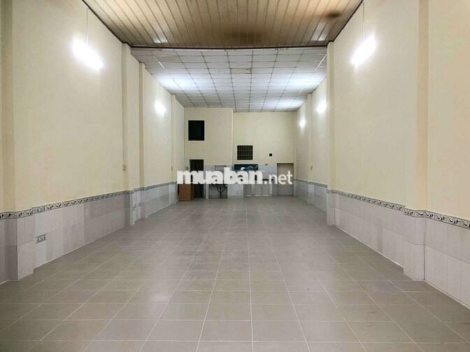 Cho thuê nhà nguyên căn dt 6×20 trống suốt. Mặt tiền đường lớn