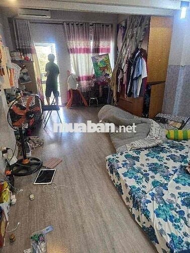 Nhà mặt tiền 4 lầu Minh Phụng - Q11( 3,3m x 12m) tiện kd - cho thuê