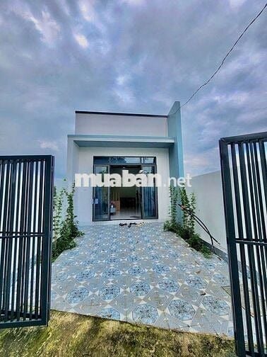 Nhà mới cần bán tại Phường Long Khánh mới