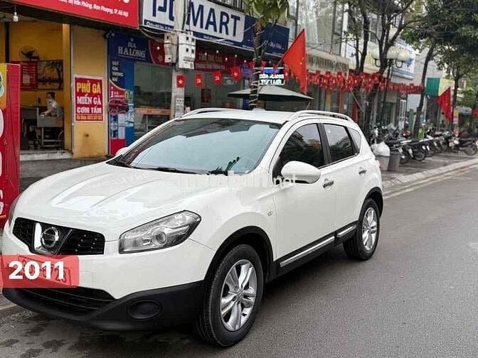 Nissan Qashqai 2011 Trắng 5 chỗ tự động chính chủ