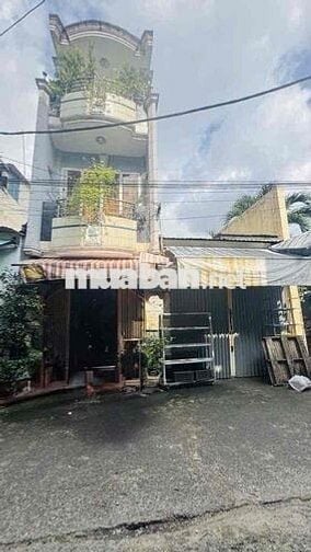 Nhà mặt tiền 3 lầu Lạc Long Quân-q11 ( 3.2m x 13m) vị trí kd đẹp