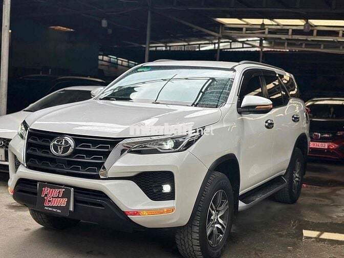 Toyota Fortuner 2022 2.4L 4x2 AT - 69000 km