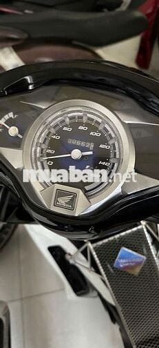 Xe chính chủ còn mới 100%