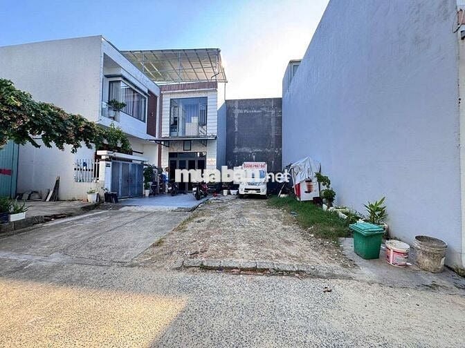 Lô 2 mặt kiệt Lê Đình Kỵ khu cao ráo ko ngập lụt, giá 3ty190tl . 70m2