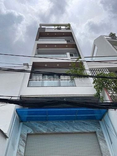 Chưa tới 300tr/m2 có ngay căn mặt tiền quận 10, ngang gần 5m 5 tầng 